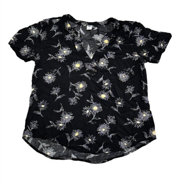Old Navy Tops - Old Navy Sunflower Lightweight V Neck Shirt